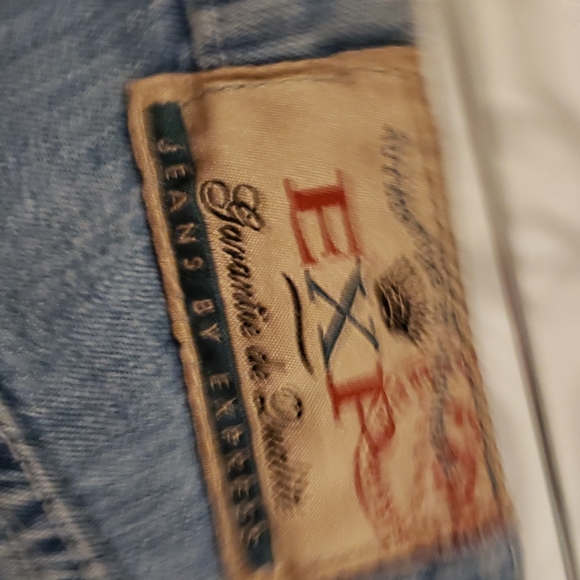 Shorts - Picture 3 of 3